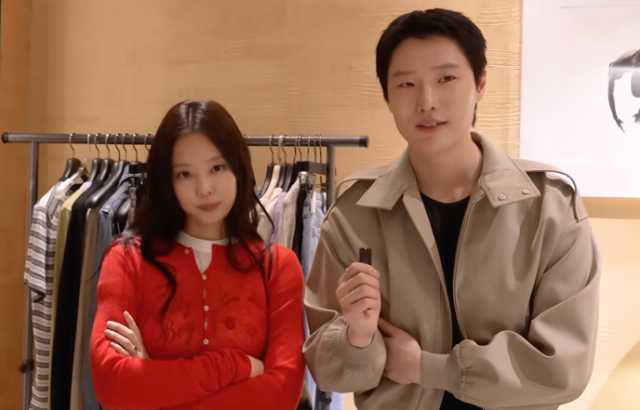 제니와 WOODZ는 10년 넘게 절친한 친구 사이입니다! 서로 옷을 선택하도록 돕고 서로에게 보여줍니다. 나는 무엇을 입든 멋져 보인다. 대표 이미지